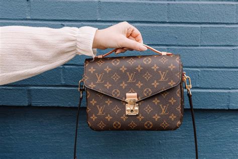 is it cheaper to buy louis vuitton in hong kong|louis vuitton hong kong outlet.